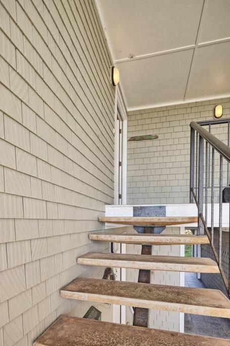 Ocean View Village Condo With Trails To Beaches Тринидад Екстериор снимка