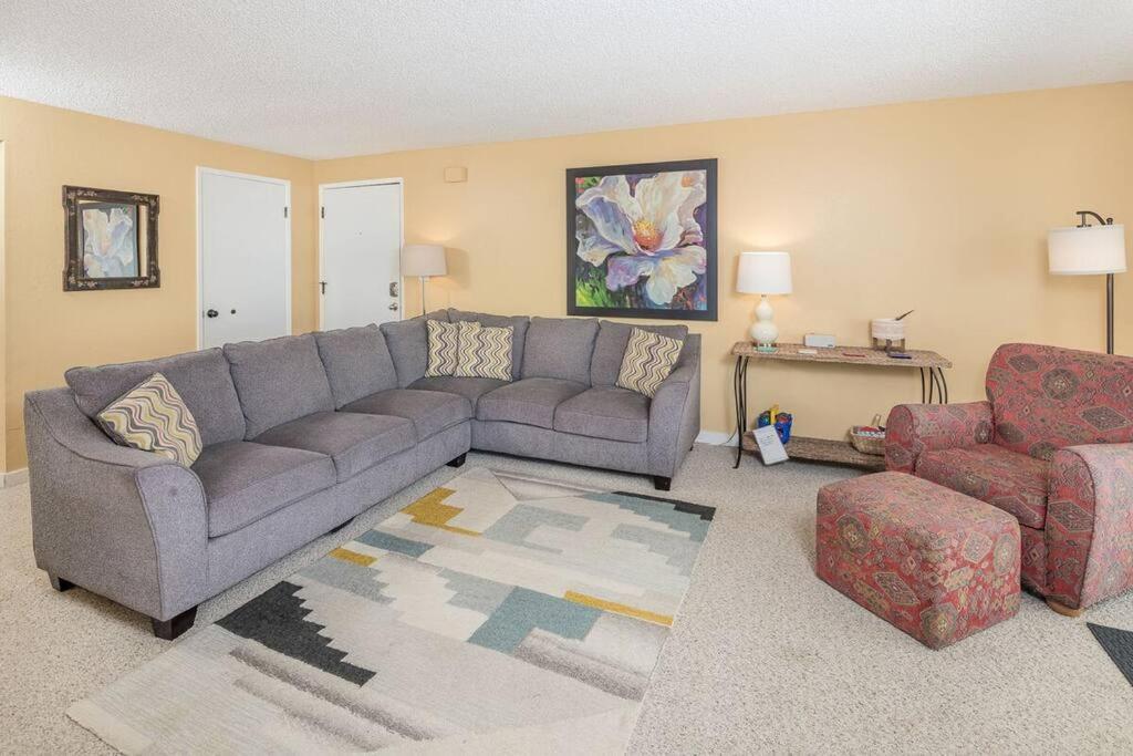Ocean View Village Condo With Trails To Beaches Тринидад Екстериор снимка